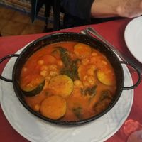 Musaka libanesa vegana riquísima. Recomendadísima. El personal también es estupendo, majísimos. at Samarkanda in Granada