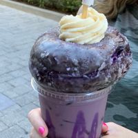 Donut topper wowwww  at Everglazed Donuts & Cold Brew in Lake Buena Vista