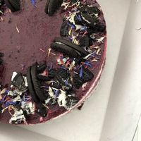 Oreo-Waldbeer Torte auf Bestellung   at Café Rotkehlchen - Merowingerstraße in Cologne