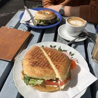   at Café Rotkehlchen - Merowingerstraße in Cologne