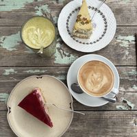   at Café Rotkehlchen - Merowingerstraße in Cologne