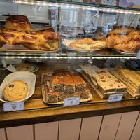 Auslage  at Café Rotkehlchen - Merowingerstraße in Cologne