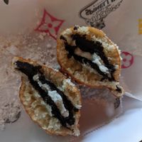Deep fried oreos at Spinelli's Pizza in Louisville