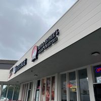 Storefront at Ben & Esther's Vegan Jewish Deli in San Diego