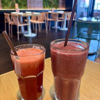 Heartbeat juice and Rainbowberry smoothie  at Fresh Sherway in Toronto