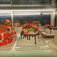 More cakes!! at 素生麦 - Vegan Bakery in Suzhou