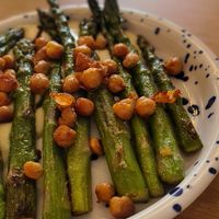 Green Aspargarus with Crispy Chickpeas and vegan Cheese at Cały Gaweł Cantine Bar Cafe in Sopot