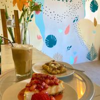 Helathy dessert Cheesecake and Apple crumble   at Habits in Holbox