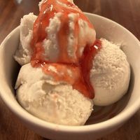 Vanilla ice cream  at Summit Inn in Oldham