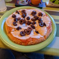 Vegan pizza at Viva la Pepa in El Calafate
