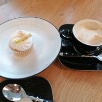 Cupcake & cappuccino at Frau Ginkel in Geisenheim