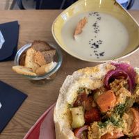 Döner und Bluemkohlsuppe  at Café Nanea in Gelnhausen