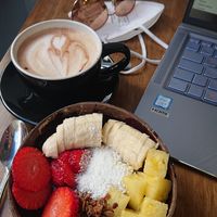 Açaí Bowl and Oatmeal Cappuccino at Cult Café in Valencia