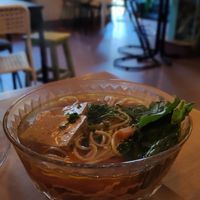 Sopa ramen vegana at A Corre Vexeta in Santiago De Compostela