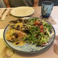 Wellingtonn  at A Corre Vexeta in Santiago De Compostela