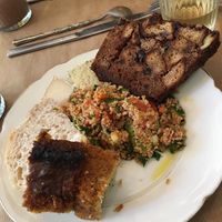 Pain perdu aux myrtilles, taboulé, pain et fromages, cake citron - pavot, cake citrouille et épices   at Elemiah in Fontainebleau