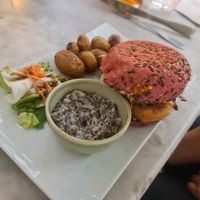 "Fish" burger at Elemiah in Fontainebleau