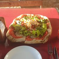Vegan pizza at Herbolarium in Santa Fe