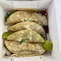 Tacos for takeaway   at Pura Vida Vegan Tacos in Antwerpen
