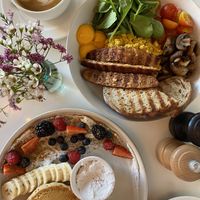 Pancakes and the Big Breakfast!!!! OMG love both!  #Veganuary at Planet Terra in Dubai