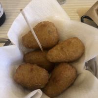 Jalapeño and cheddar fritters  at nube in Spilamberto