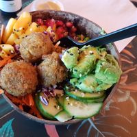 Koloa bowl at Pokaloha in Saint-ouen-sur-seine