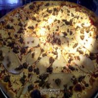 Massive vegan pizza at The Boiler Room in Chicago
