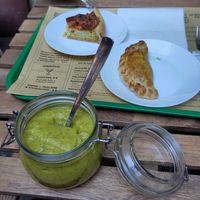 Zucchinisuppe, Quiche und Tomate-Mozzarella-Tasche at Soup & Go in Turin