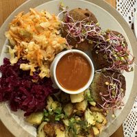 Polpette di broccoli patate e formaggi veg, patate arrosto, cavolo e carote e barbabietole con salsa al pomodoro fredda   at Pod Przykrywką in Wroclaw
