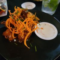 Firecracker Cauliflower w vegan aioli at Roatan Oasis in Roatan