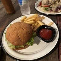 Hamburguesa Medusa  at Planeta Veggie in La Paz