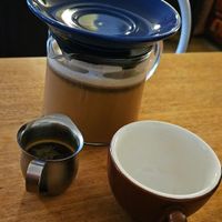Dirty Chai latte at Cinnamon & Co in West End