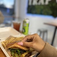 The Man of the hour … the Soul Survivor 😍  at Trap Vegan in Detroit