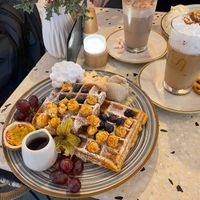 Waffles with fresh fruits and ice cream and toffee latte at Findelkind Café in Esslingen