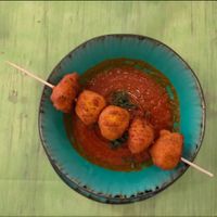 Polpette di zucca con salsa al curry at Magn'etico Osteria Bio & Veg in Borgo San Lorenzo