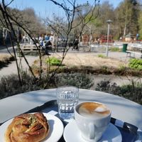  at Vintervikens Trädgårdskafé in Vinterviken