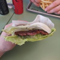 Beyond protein burger veganizzato at Bun Burgers in Milan