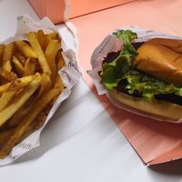  at Bun Burgers in Milan