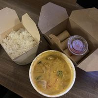 Vegan Penang Curry, Jasmine Rice and Vegan Spring Rolls 🤤   at Full Moon in Dublin