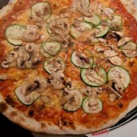  at Pizarro in Antwerpen