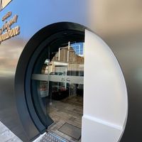 Fachada de la tienda at Sin Gluten Vegan Bombon in Elda