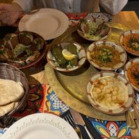 Mezze (35€) + extra 6 falafels (9€🥵😳)  at La Mano de Fátima in Santander