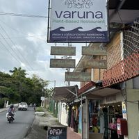  #Veganuary at Varuna Plant-Based Food & Juice Bar in Manuel Antonio