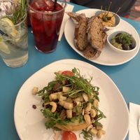 Tofu Focaccia und Brot mit Muhammara und Baba Ganoush  at Afro Cafe in Salzburg