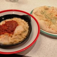 Mac and cheese. Garlic bread at Frankie & Benny's - Highcross Shopping Centre in Leicester