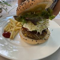 el fresco burger at Bellaverde in Mallorca