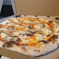 Hawaiian at Pizza Cosi in Budapest