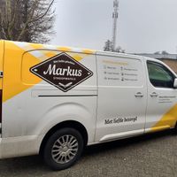 Their bus at Markus & Markus Stroopwafels in Waddinxveen