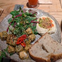 Herb tofu and humus at Honest Greens - Corte Inglés in Madrid