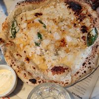 5 quesos (vegetariana) at Franco Manca - Baker St in London